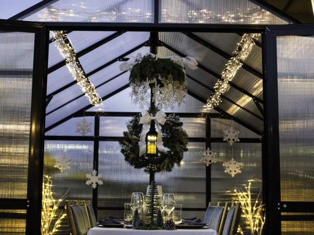 Outdoor Winter Chalet at Vivante Restaurant & Bar.