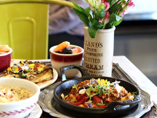 Eggshell Bistro