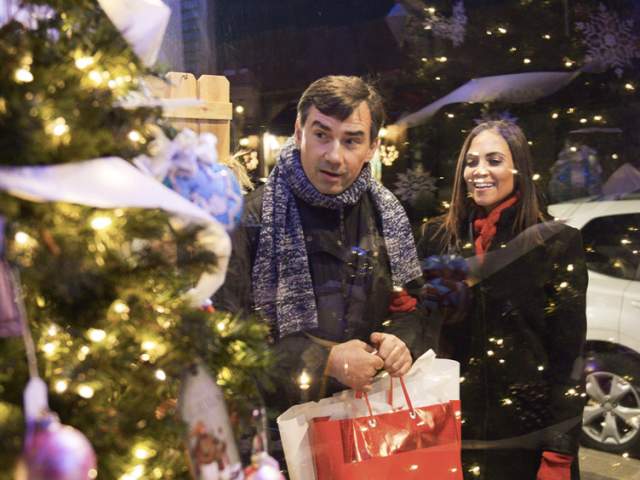 Your Guide to Holiday Shopping in Hamilton County, Indiana