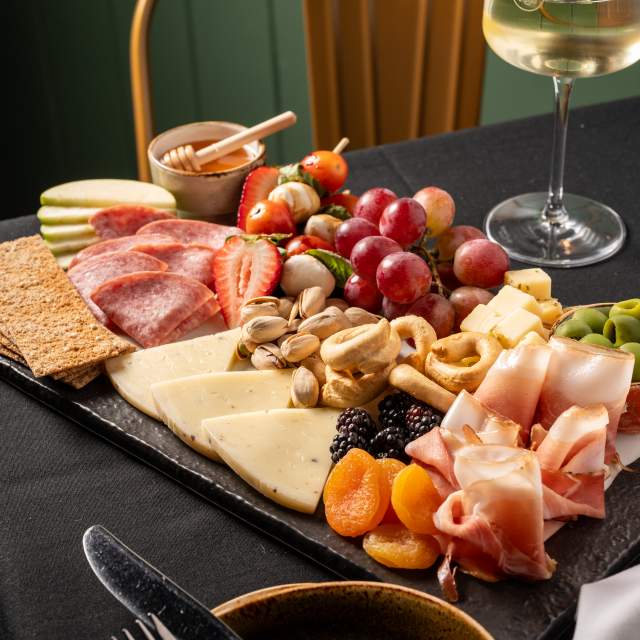 Wine & Rind - Italian Board