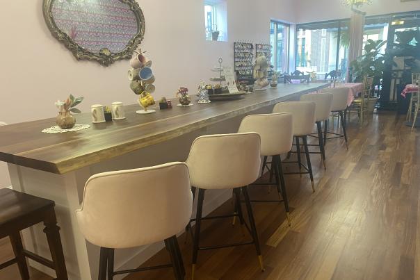 Goodness Gracious - long table