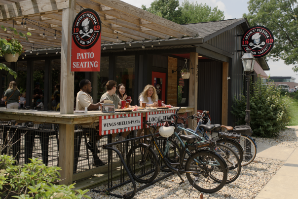 HamCo Hubway - patio dining