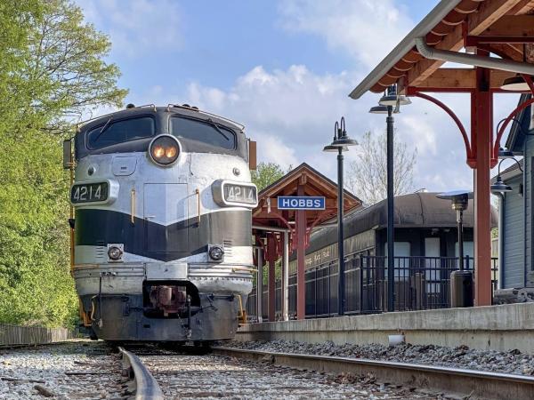Nickel Plate Express - Hobbs Station