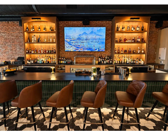 Twenty West_Bar