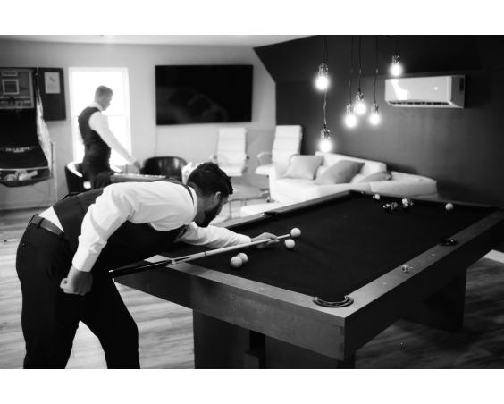 Ash & Oak Bachelor Pad