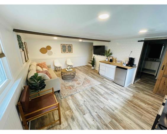 Ash & Oak Cottage
