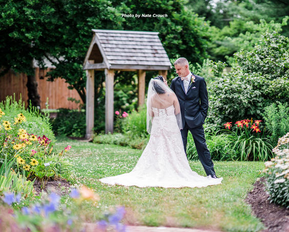 Avon Gardens Wedding Venue | Avon, Indiana