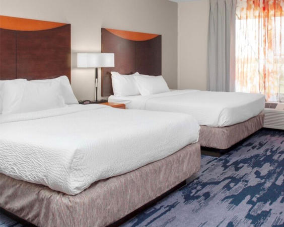 Fairfield Inn & Suites - Room