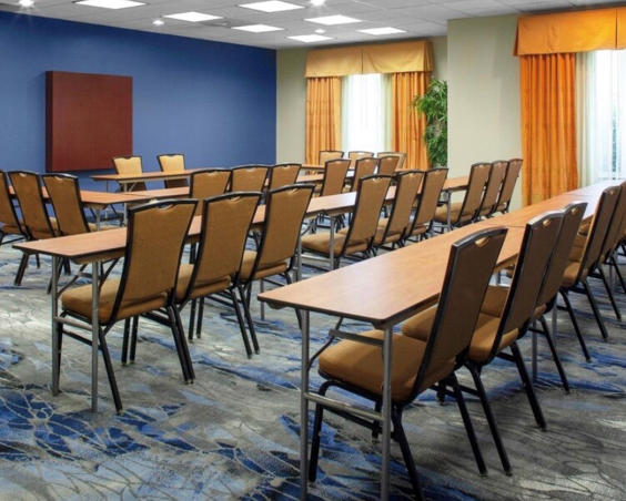 Fairfield Inn & Suites - Classroom