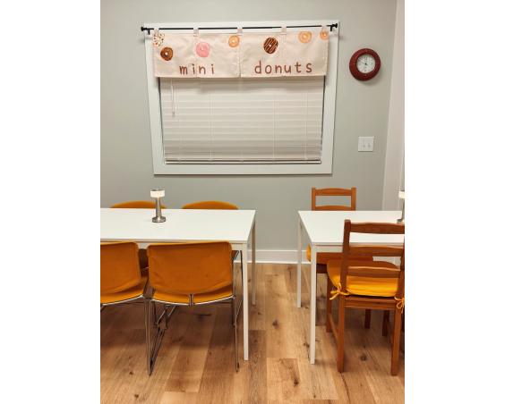 Hometown Mini Donuts_Interior