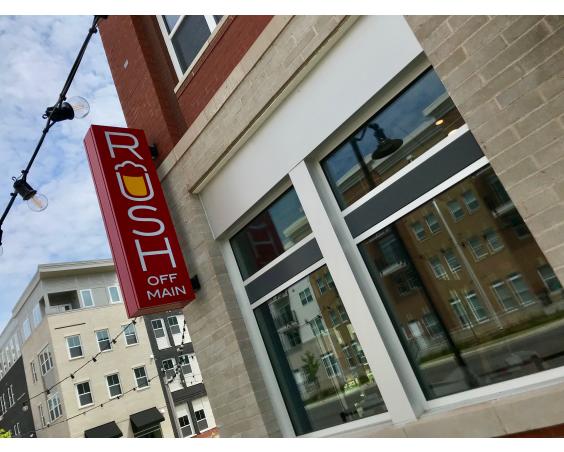 Rush On Main Exterior