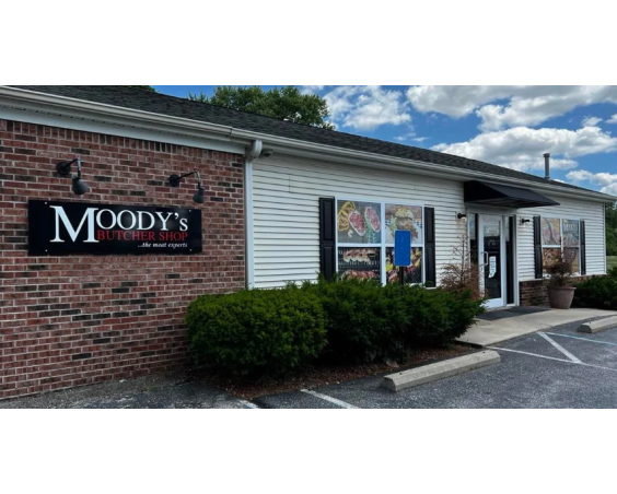 Moody's - Exterior