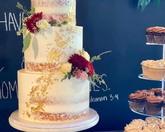 Sweet Paige's | Cake & Cupcakes