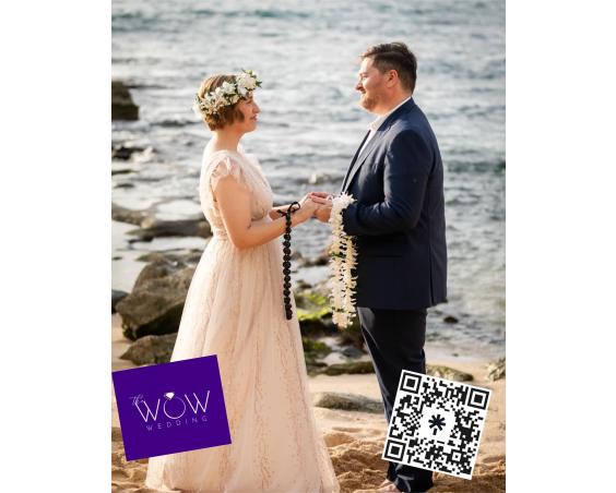 Happy couple on a WOW wedding.