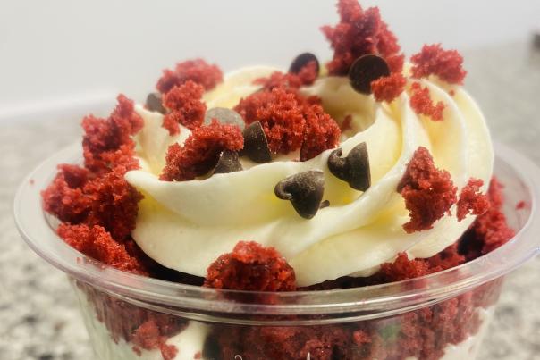 Sweet Minis cheesecake cake cup for Hendricks County Flavor Fest