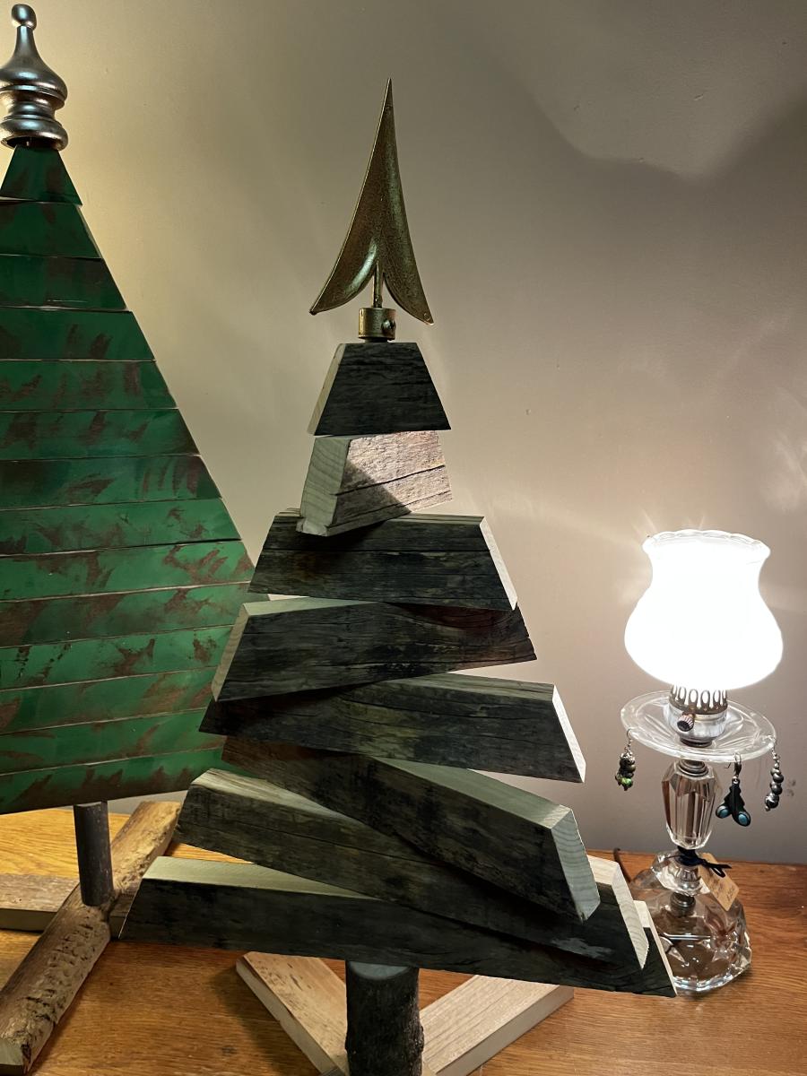 Wooden Pivot Christmas Tree