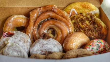 A box of yummy goodness from Hilligoss Bakery (Photo courtesy of Hilligoss Bakery on Facebook)