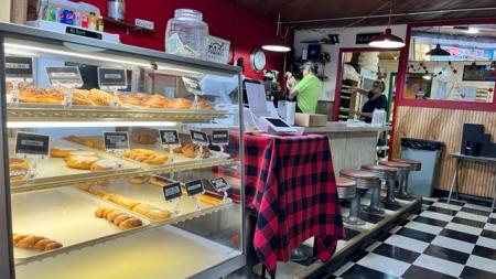 Al's Donuts now has cash or card options!