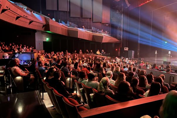 Hendricks Live! audience