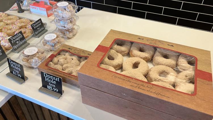 Rise'n Roll's Award Winning Cinnamon Caramel Donuts