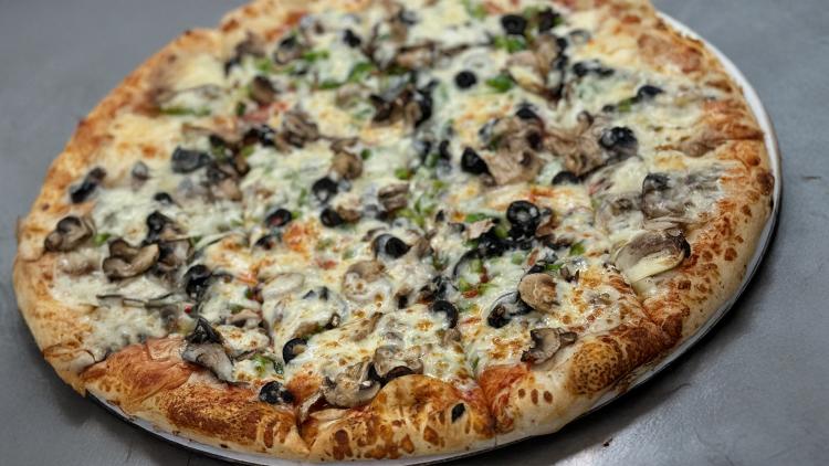 Pizza at CJ's Pizza in Clayton, Indiana