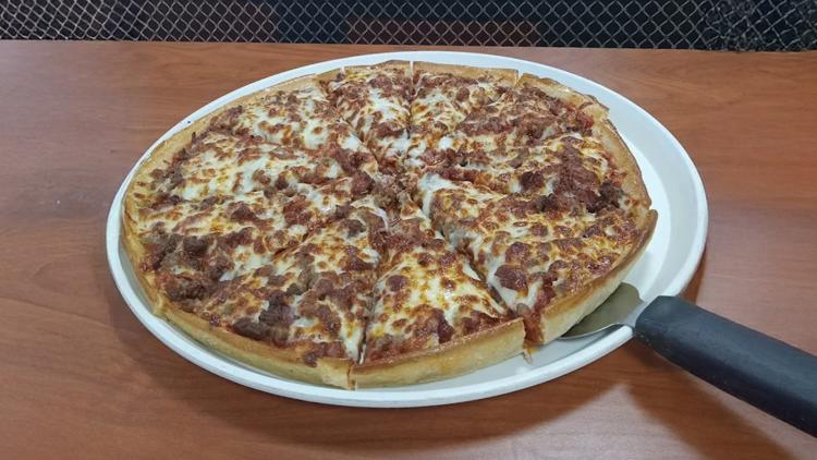 Pizza at Pizzaville in Avon, Indiana