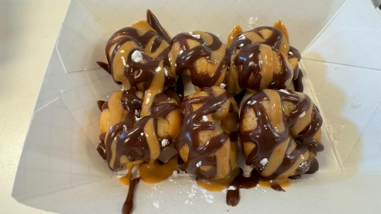 Reese’s Peanut Butter & Chocolate Mini Donuts at Hometown Mini Donuts