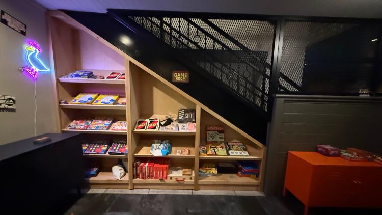 Shin Dig- Game Room