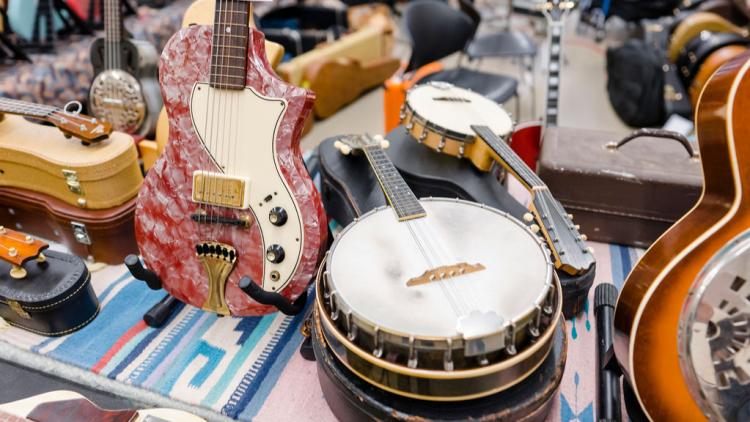 Indiana Guitar Show in Danville, Indiana