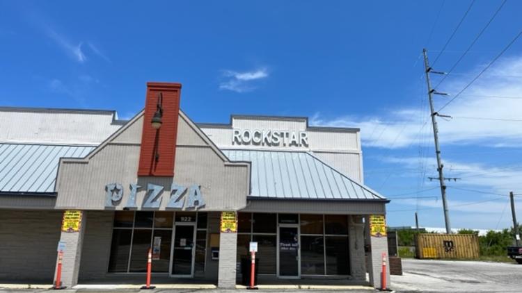 Rock Star Pizza in Brownsburg, IN