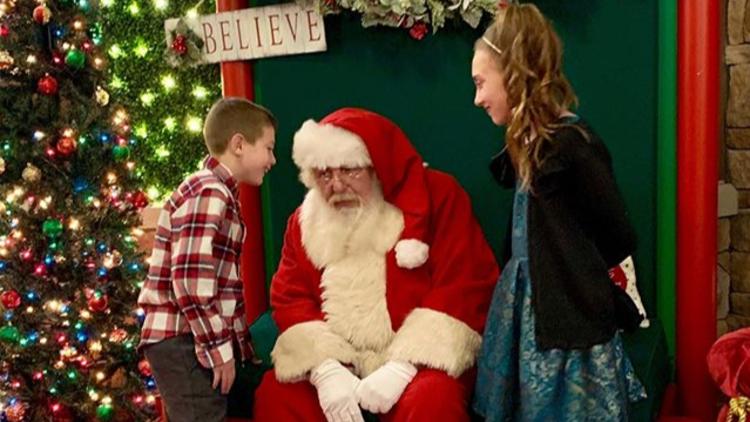 Santa at The Shops at Perry Crossing in Plainfield