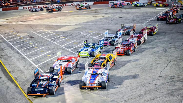 Photo courtesy of Indianapolis Speedrome on Facebook