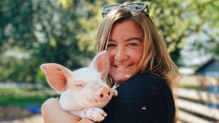 Olivia Head, The Owner of Oinking Acres