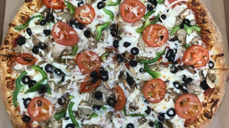 Panoony's Pizza and Wings (Photo courtesy of Panoony's Facebook page)