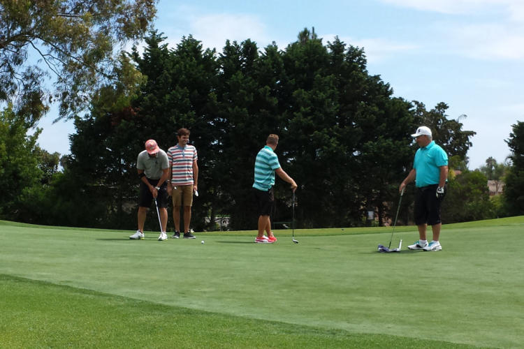 There are good places to golf in Hendricks County.