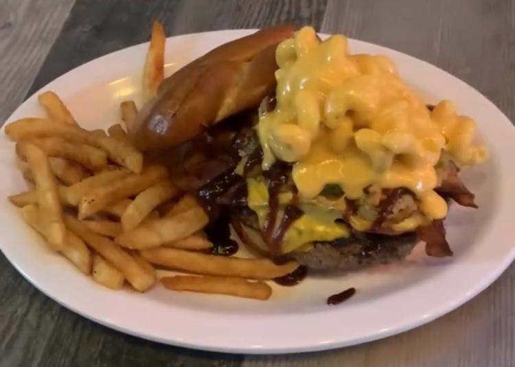 Green Street Pub & Eatery Oh No! burger