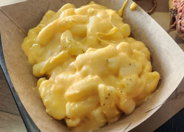 Double D's Mac & Cheese