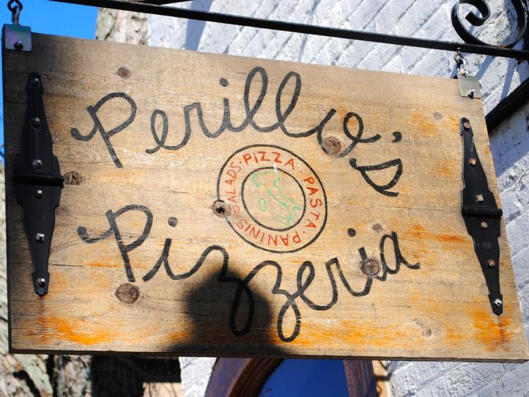 Perillo's Pizzeria sign