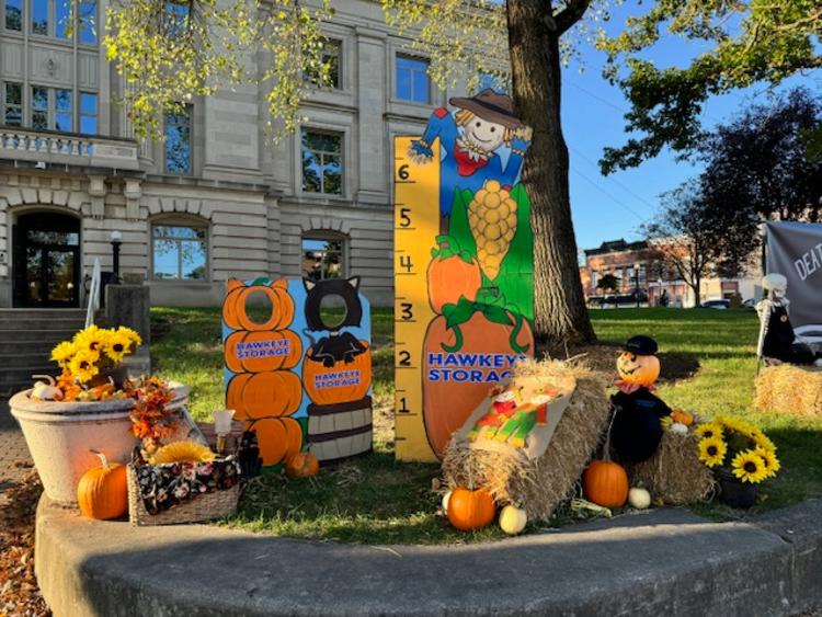 Hawkeye Storage's Scarecrow Display in Danville, IN (2024)