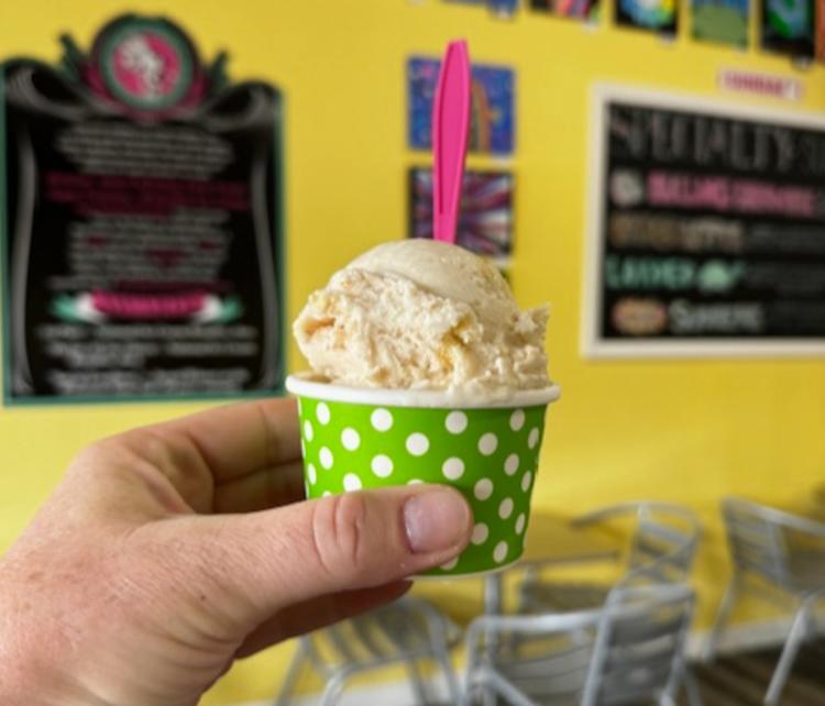 Apple Pie Ice Cream at Mandy's Ice Cream