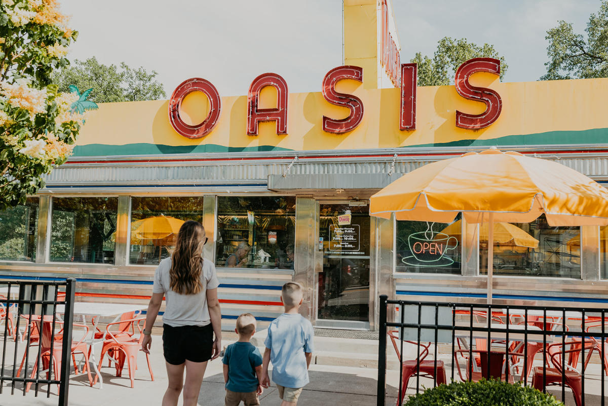 Oasis Diner