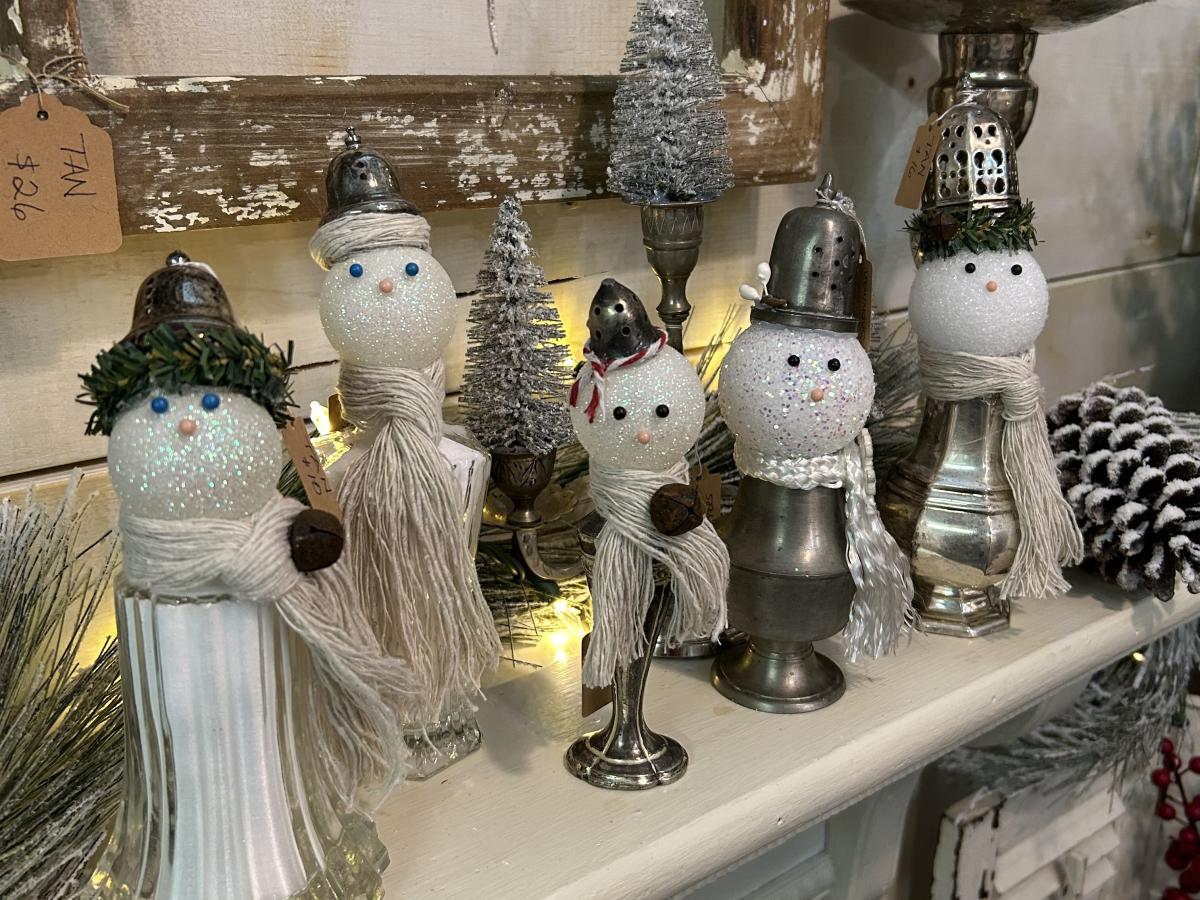 Snowmen Salt Shakers