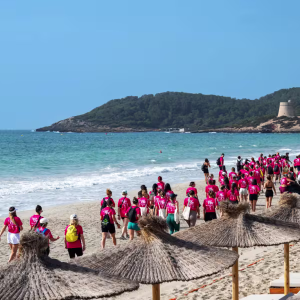 Praia de Playa d'en Bossa em Ibiza