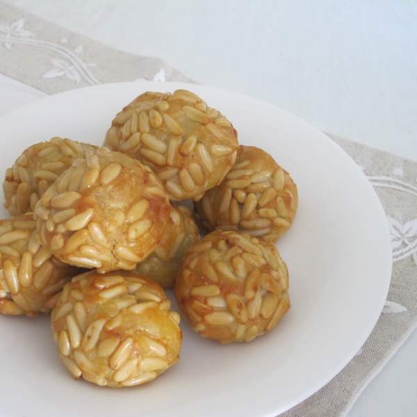 Panellets