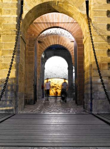 Entrada da cidade amuralhada de Dalt Vila, em Ibiza, Património Mundial da UNESCO.