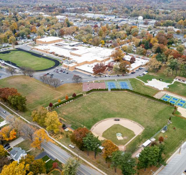 Drone_Downtown_Chesterton_2022-10-25_-41_pyatpe