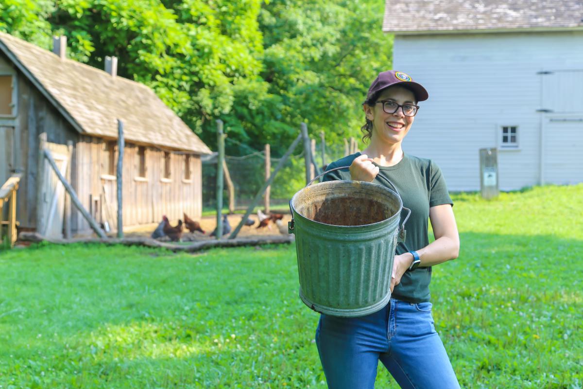 Chellberg_Volunteering-84_xuymce
