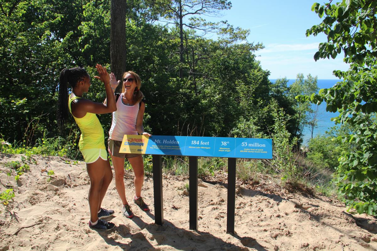 3 Dune Challenge athletes