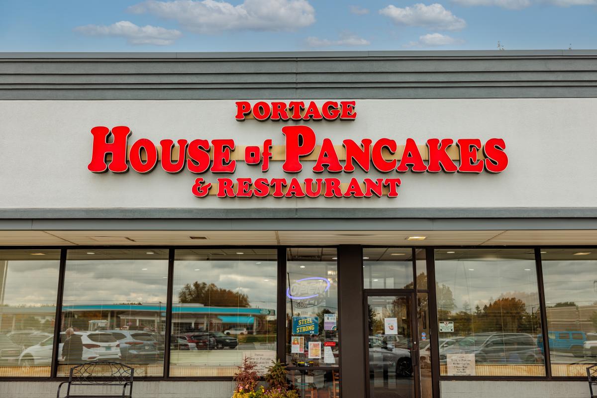 Portage_House_of_Pancakes-1_vgwosj