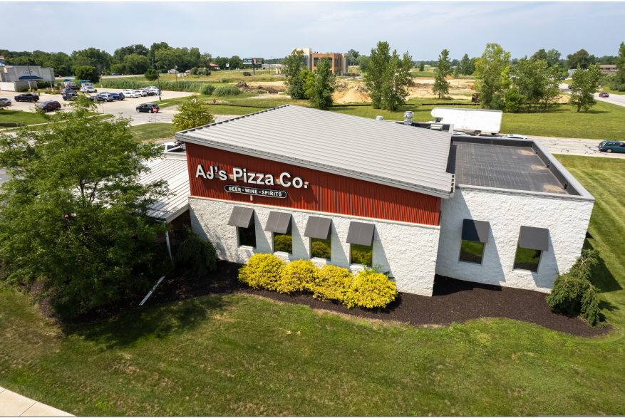 AJ's Pizza Exterior